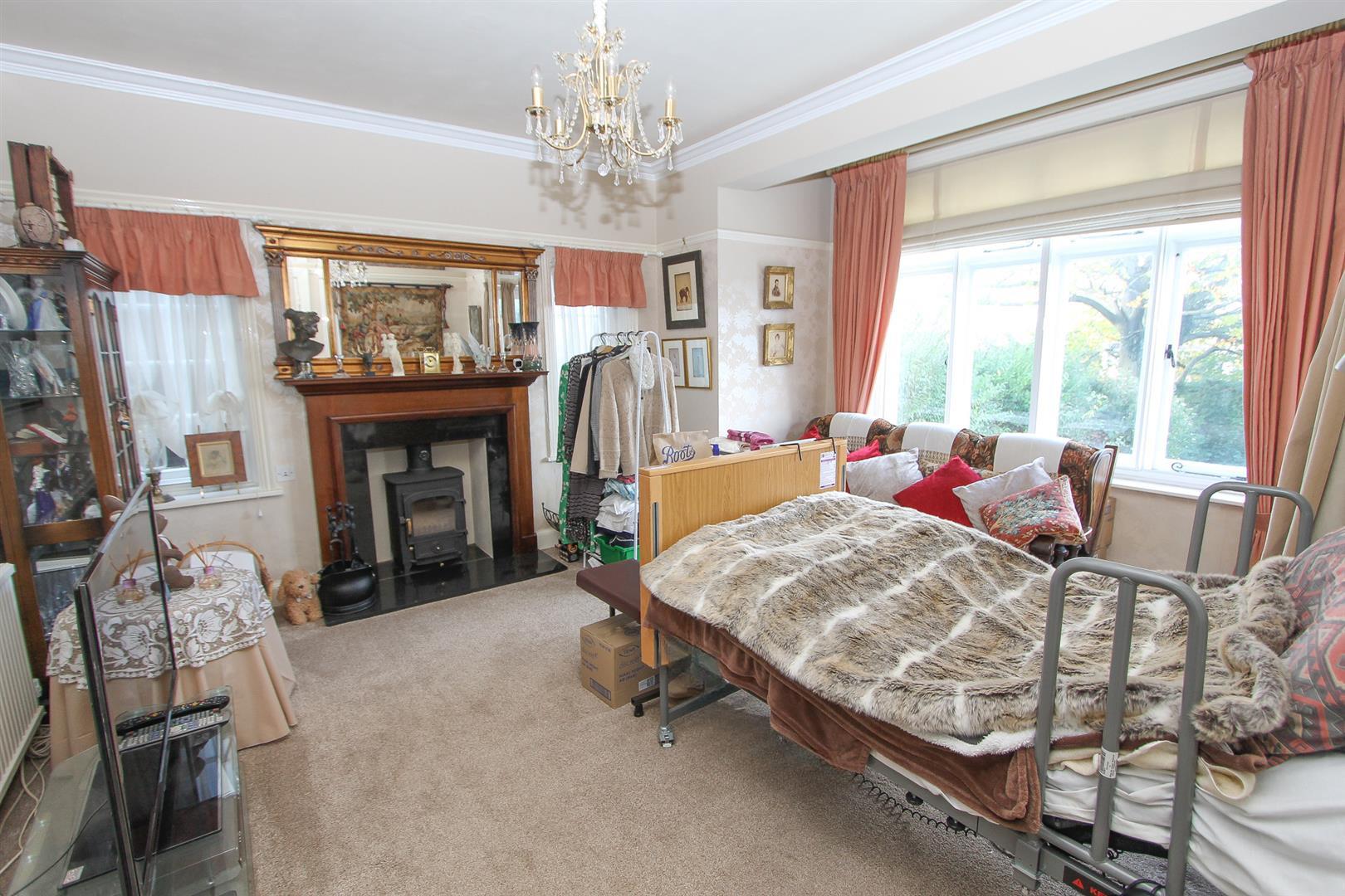 Higher Drive, Purley